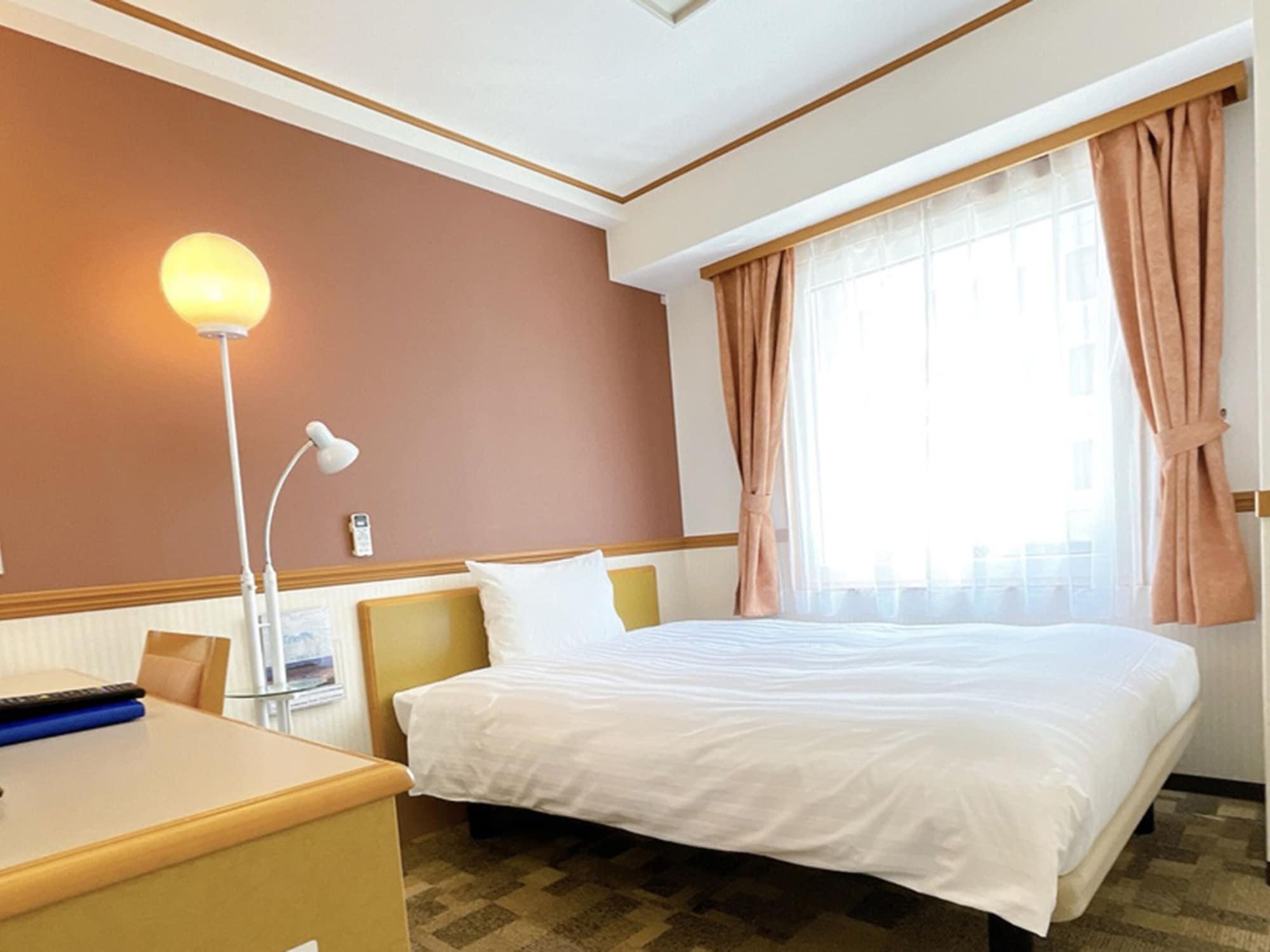 Toyoko Inn Kanazawa Kenrokuen Korimbo Екстериор снимка