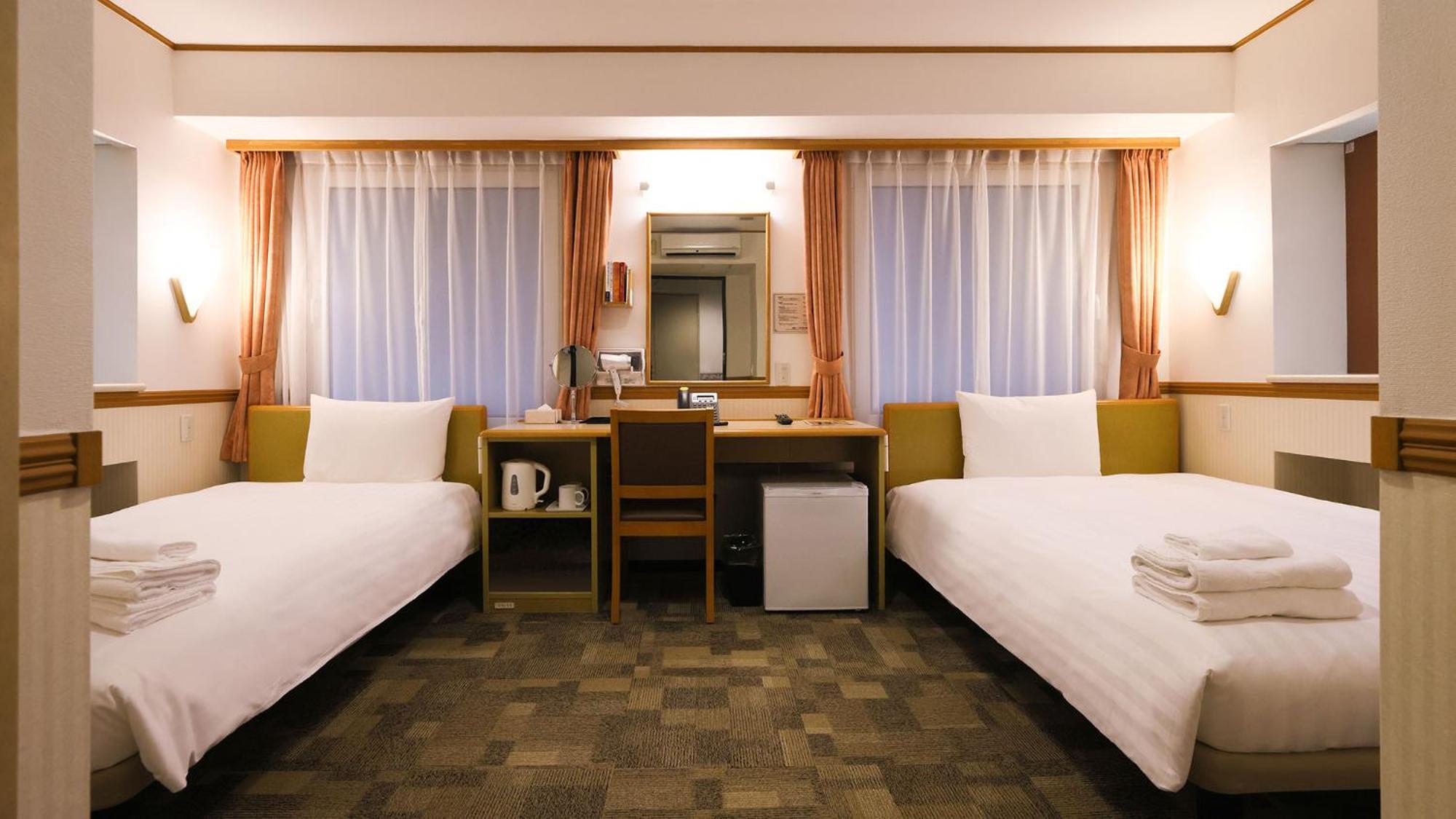 Toyoko Inn Kanazawa Kenrokuen Korimbo Екстериор снимка
